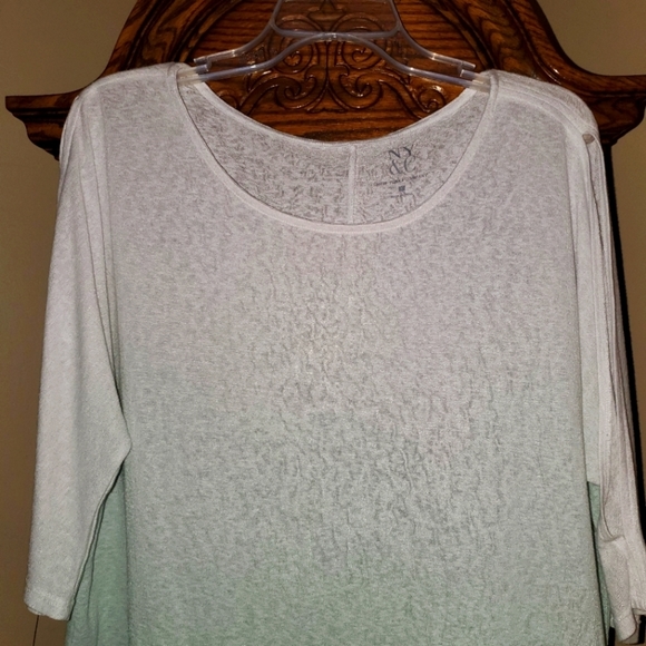 New York & Co. Women's Semi-Sheer Tunic - Picture 3 of 9